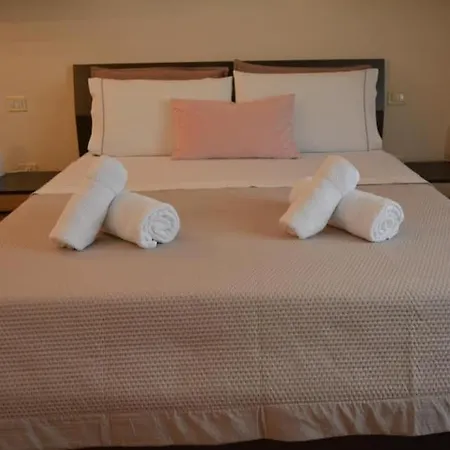 Due Passi Dal Te Bed & Breakfast *
