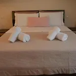 Due Passi Dal Te Bed & Breakfast *